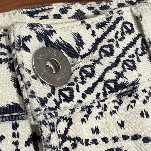 NWOT Bullhead denim co High Rise Shorts. Size 5. - Picture 3 of 9